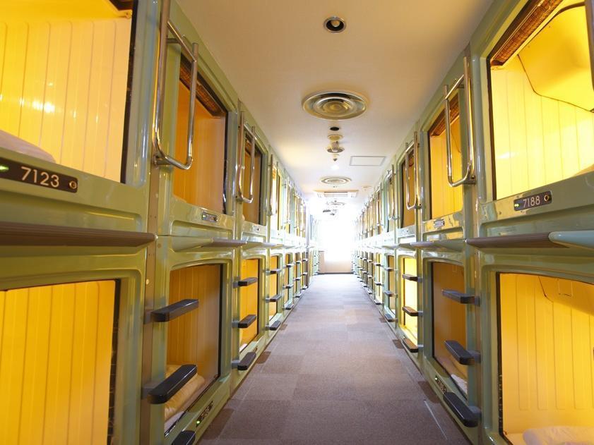 Shinjuku Kuyakusho-Mae Capsule Hotel Токио Экстерьер фото