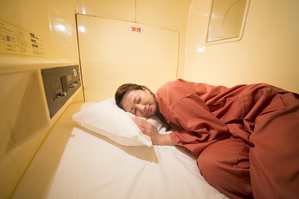 Shinjuku Kuyakusho-Mae Capsule Hotel Токио Экстерьер фото