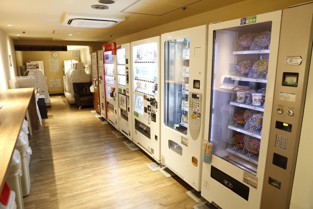 Shinjuku Kuyakusho-Mae Capsule Hotel Токио Экстерьер фото