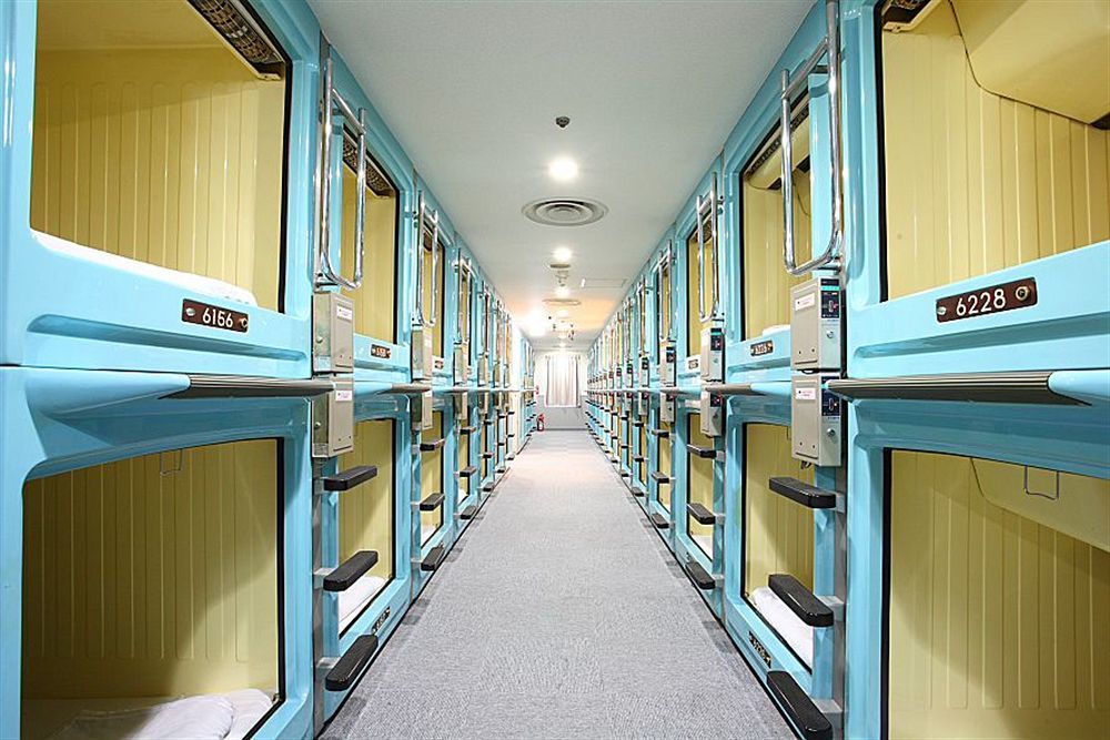 Shinjuku Kuyakusho-Mae Capsule Hotel Токио Экстерьер фото