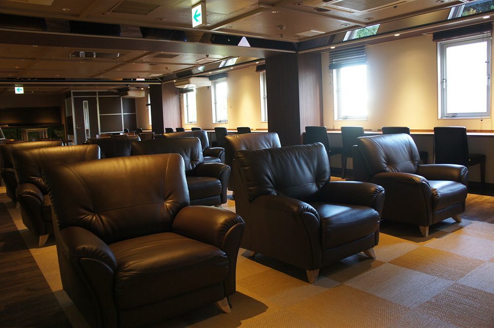 Shinjuku Kuyakusho-Mae Capsule Hotel Токио Экстерьер фото